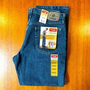 Wrangler Five Star Relaxed Fit Jeans 34 x 29 NWT